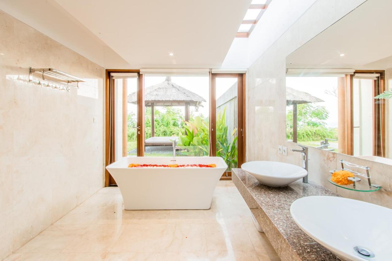 Villa Vivo E By Bali Prime Hospitality Ungasan  Exterior photo